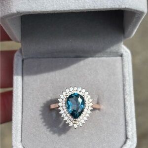 Elegant London Blue Topaz Teardrop w/ Zircon Rose Gold over 925 SS Ring Sz 7.25
